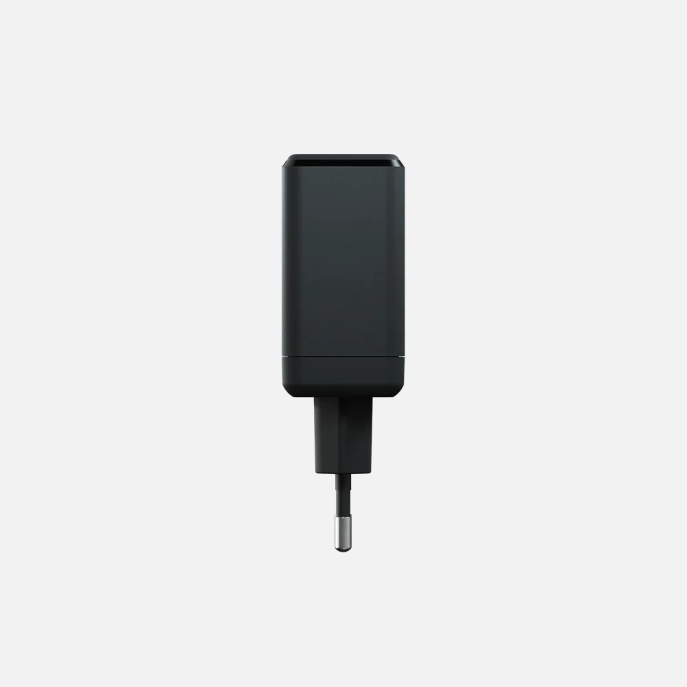 65 GaN Charger - Compact Size, High Performance - Image 3