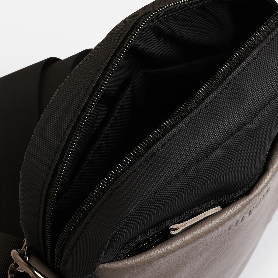 Courier - Crossbody Bag - Gray - Image 4